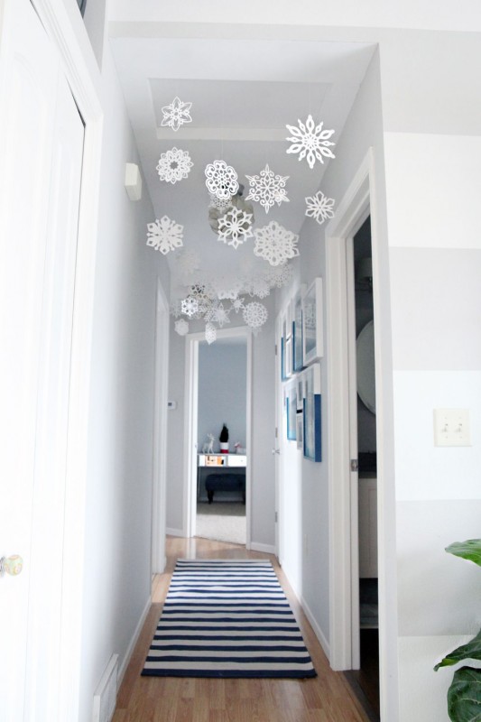 27 Best Holiday Decorating Ideas For Small Spaces