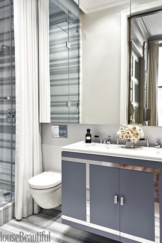 10 Decor Ideas That Make Small Bathrooms Feel Bigger