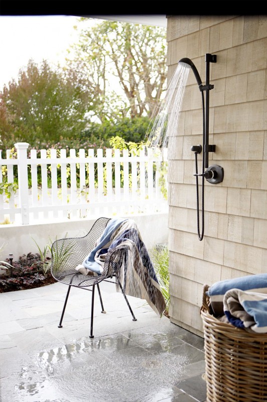 11 Outdoor Showers You Could Recreate In Your Backyard